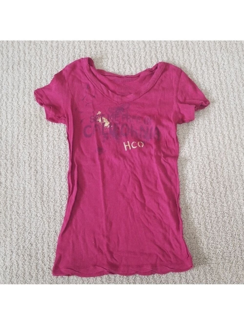 Maroon tshirt